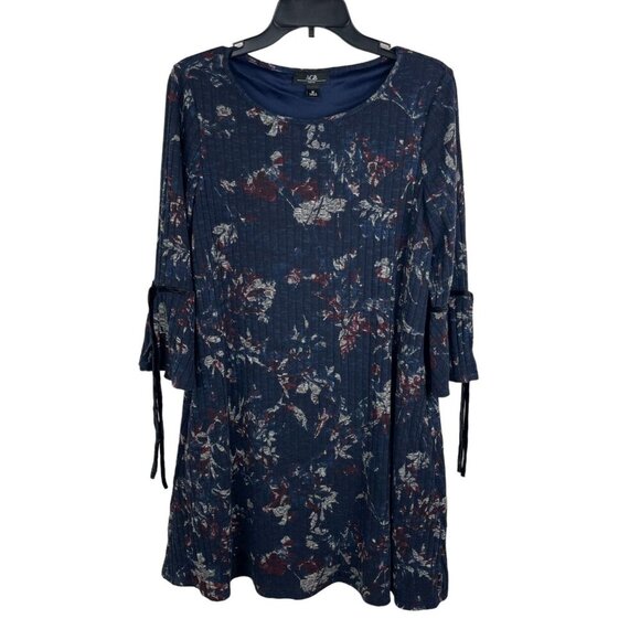 AGB Women Bell Sleeve Round Neck Floral Print Pullover Dress Size M - Picture 1 of 9